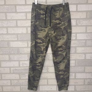 AEO Next Level Stretch Camo Joggers Mens Size XS